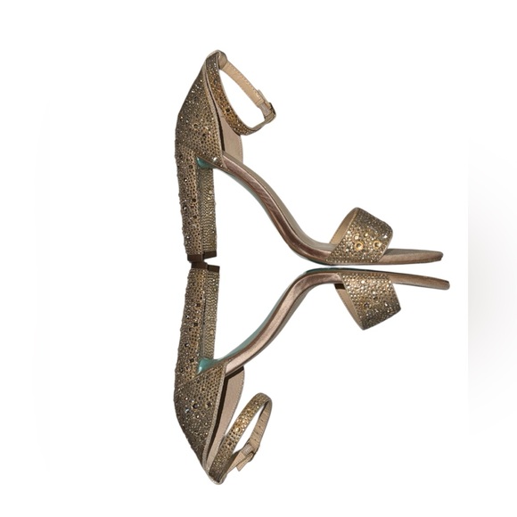 Betsey Johnson Women's Sb-rina Heeled Sandal 7.5, Light Gold - Picture 5 of 8
